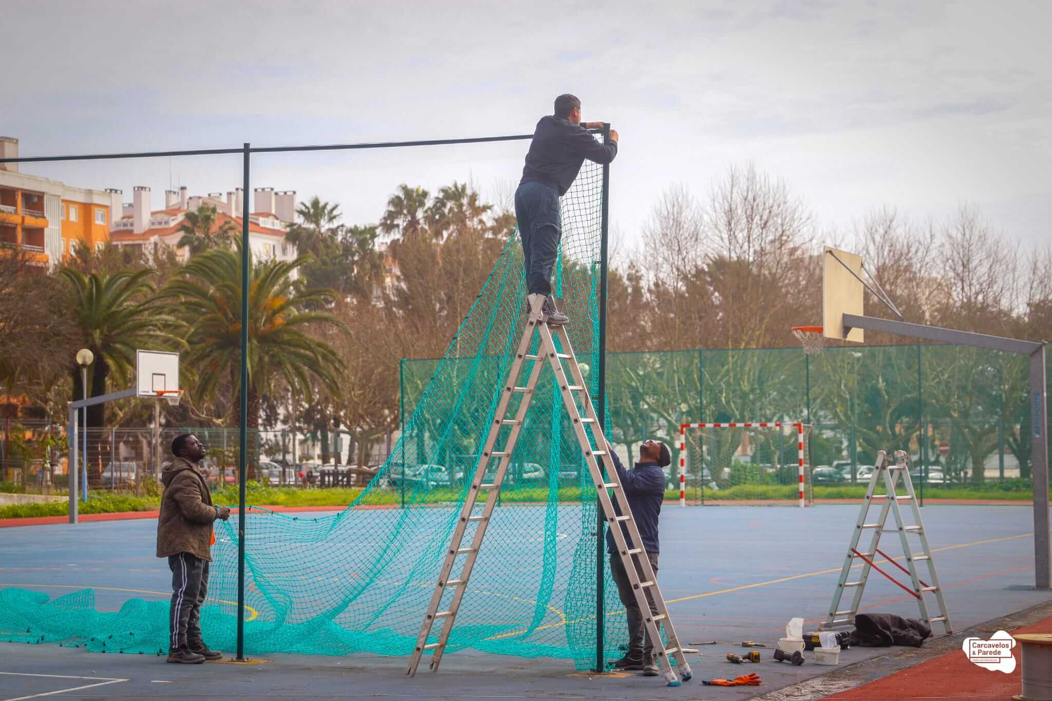 Reforço da segurança no campo de jogos da Escola Fernando Lopes-Graça - 3