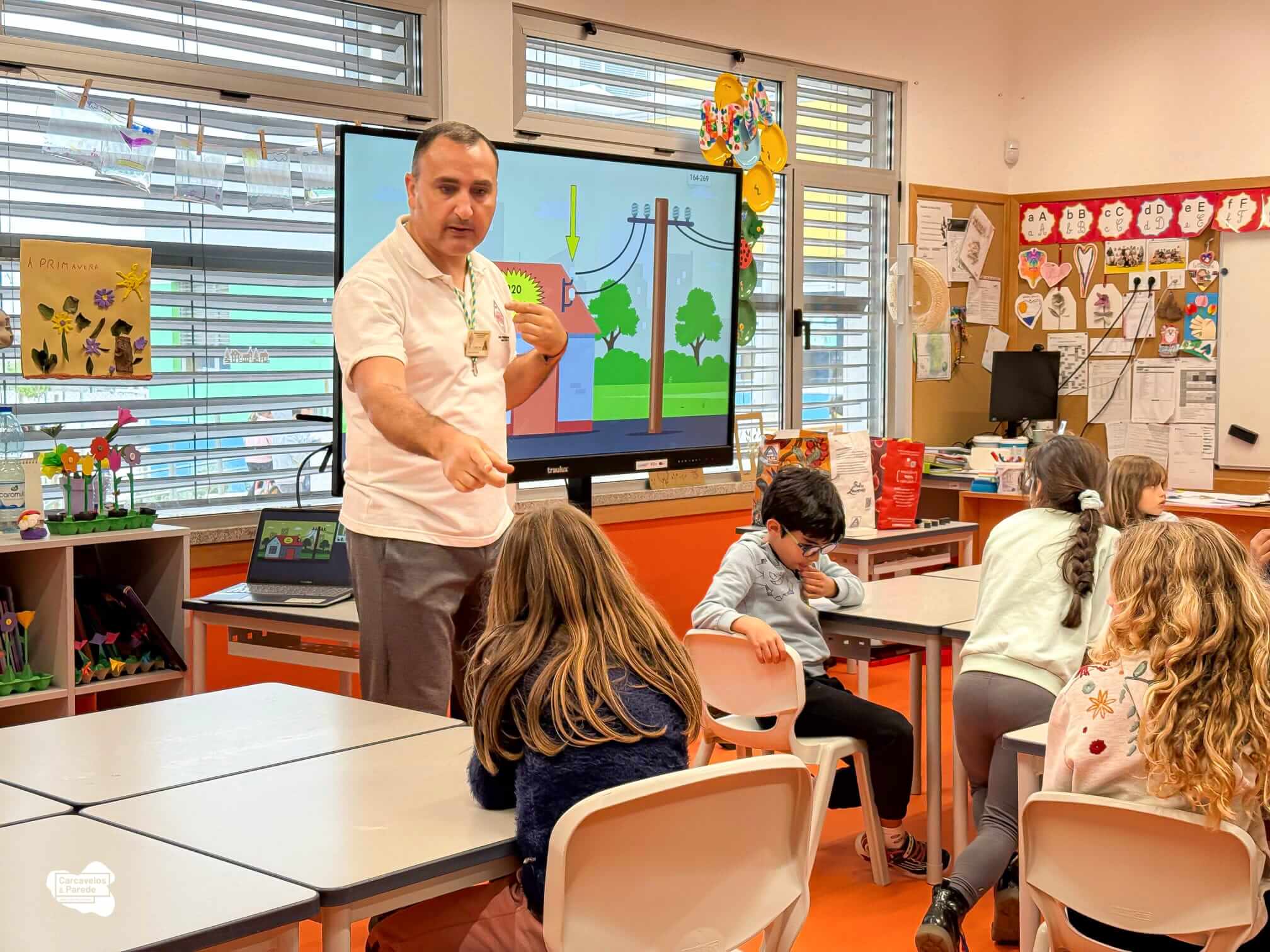 Férias da Páscoa com ciência, eletricidade e rádio - 1